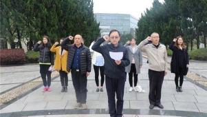 缅怀革命先烈 传承优良传统